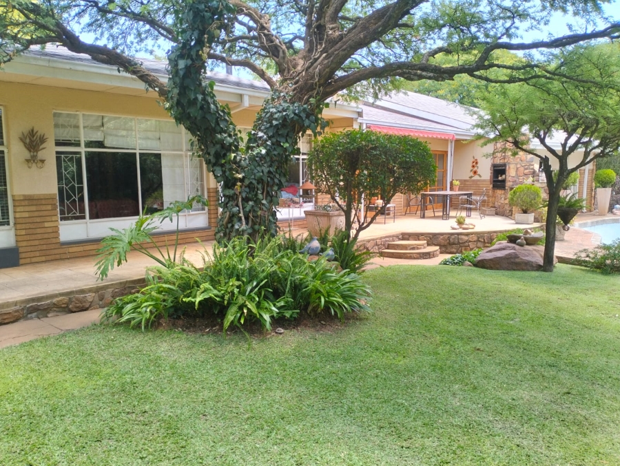 4 Bedroom Property for Sale in Flamwood North West